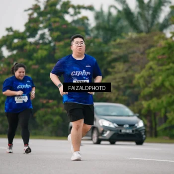 Runner Photo 7407275