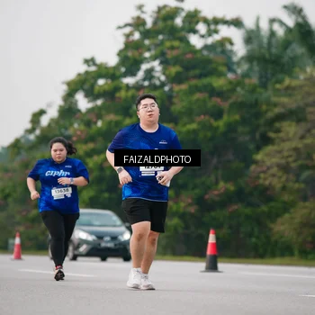 Runner Photo 7407282
