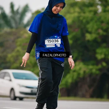 Runner Photo 7407286