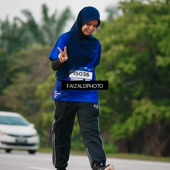 Runner Photo 7407294