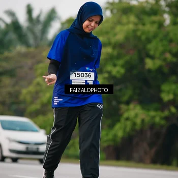 Runner Photo 7407308