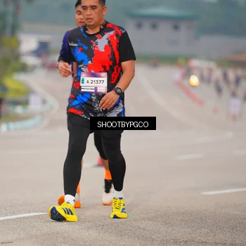 Runner Photo 7407338