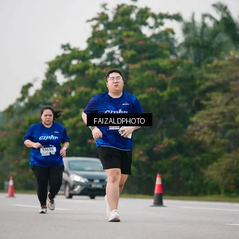 Runner Photo 7407342
