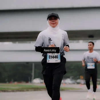 Runner Photo 7407346