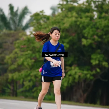 Runner Photo 7407348