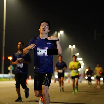 Runner Photo 7407357