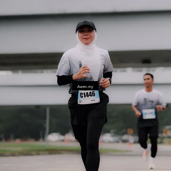 Runner Photo 7407358