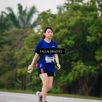Runner Photo 7407370