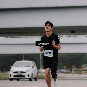Runner Photo 7407420