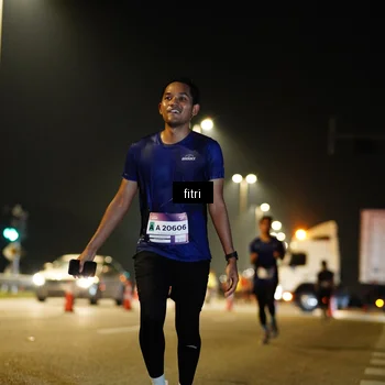 Runner Photo 7407430