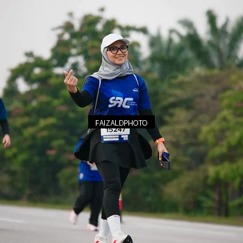 Runner Photo 7407489