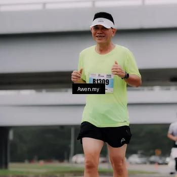 Runner Photo 7407490