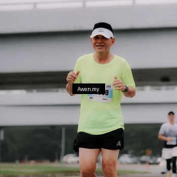 Runner Photo 7407494