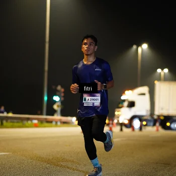 Runner Photo 7407510
