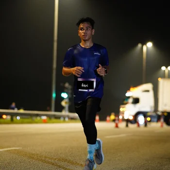 Runner Photo 7407538