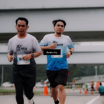 Runner Photo 7407570