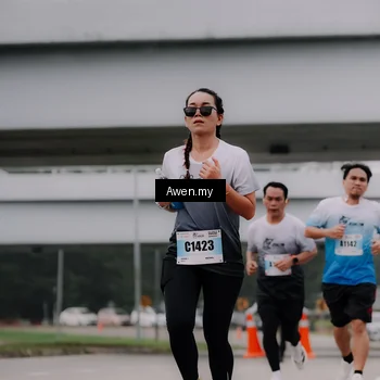 Runner Photo 7407587