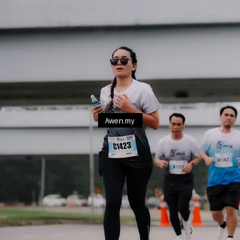 Runner Photo 7407589