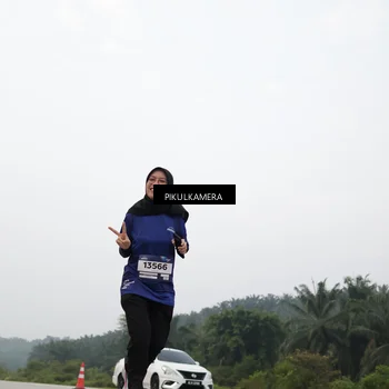 Runner Photo 7407593