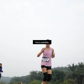 Runner Photo 7407602