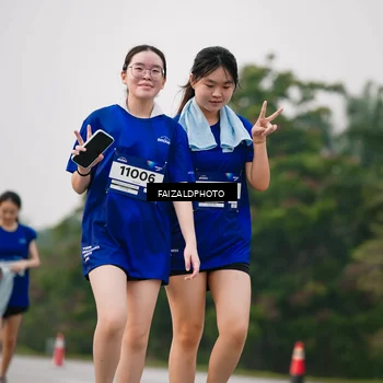 Runner Photo 7407640
