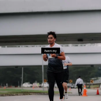 Runner Photo 7407686