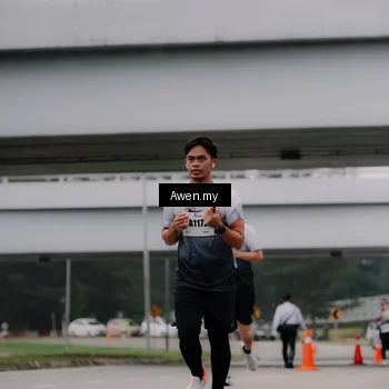 Runner Photo 7407689