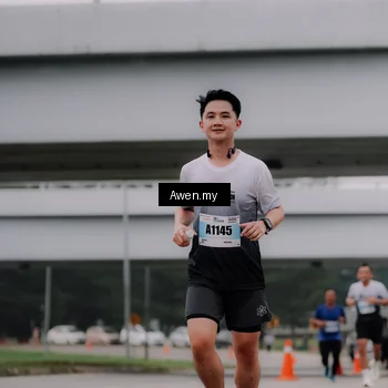 Runner Photo 7407755