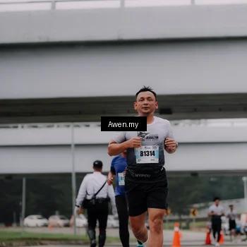 Runner Photo 7407756