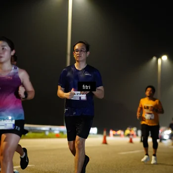 Runner Photo 7407757