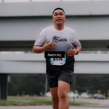 Runner Photo 7407782