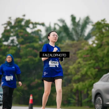 Runner Photo 7407798