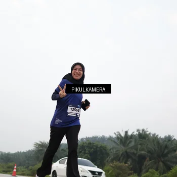 Runner Photo 7407833