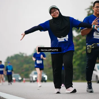 Runner Photo 7407836