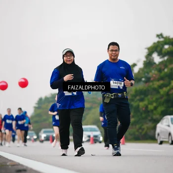 Runner Photo 7407845