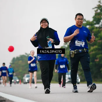 Runner Photo 7407847