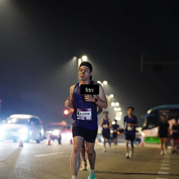 Runner Photo 7407870
