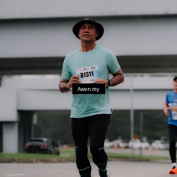 Runner Photo 7407872