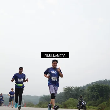 Runner Photo 7407924