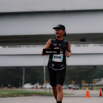 Runner Photo 7407966