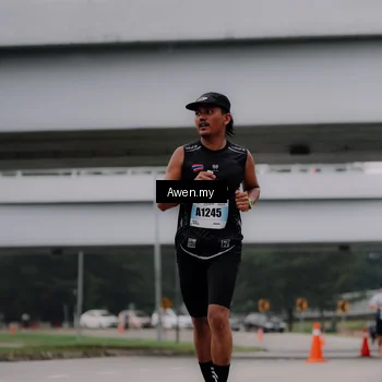 Runner Photo 7407968