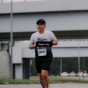 Runner Photo 7407970