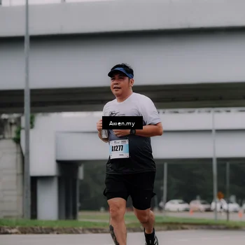 Runner Photo 7407981