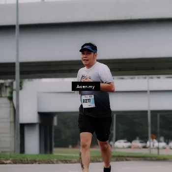 Runner Photo 7407984