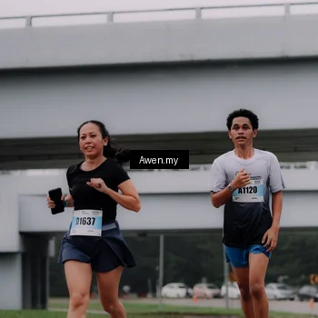 Runner Photo 7408019
