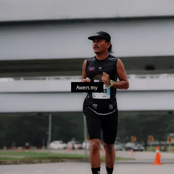 Runner Photo 7408021