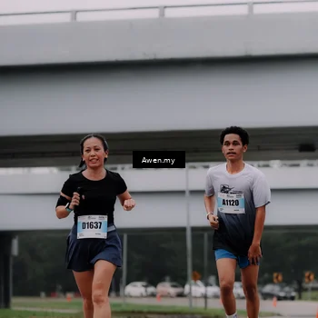 Runner Photo 7408035