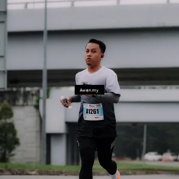 Runner Photo 7408092