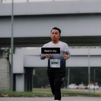 Runner Photo 7408103