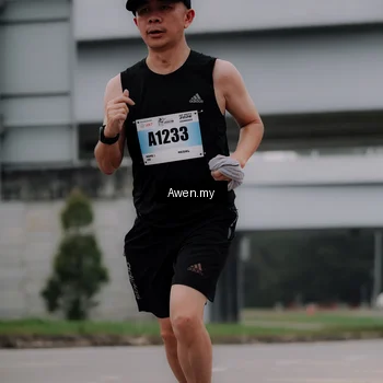Runner Photo 7408119
